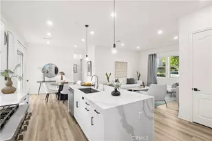 120 Frame, Irvine, CA 92618 - Photo 7