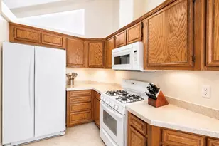 4252 Lahaina Dr, Huntington Beach, CA 92649 - Photo 7