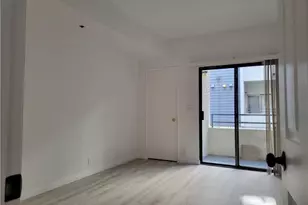 720 W 4th St, Long Beach, CA 90802 - Photo 11