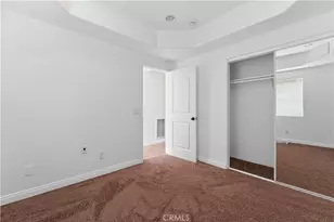 5211 Calatrana Dr, Woodland Hills, CA 91364 - Photo 23