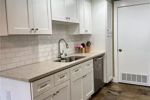 17661 Sergio Cir, Huntington Beach, CA 92647 - Photo 9
