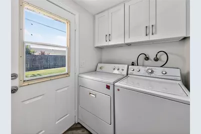 16191 Fairway, Huntington Beach, CA 92649 - Photo 11