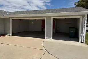 16191 Fairway, Huntington Beach, CA 92649 - Photo 21