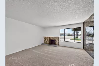6951 Lenis, Huntington Beach, CA 92647 - Photo 7
