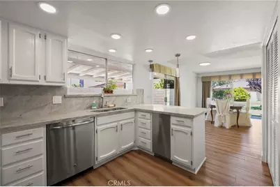 27121 Calle Caballero #B, San Juan Capistrano, CA 92675 - Photo 3