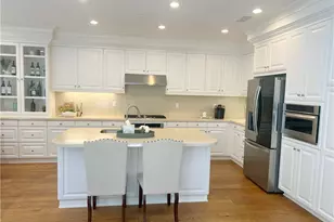 75 Brindisi, Irvine, CA 92618 - Photo 5