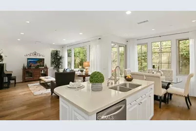 75 Brindisi, Irvine, CA 92618 - Photo 3