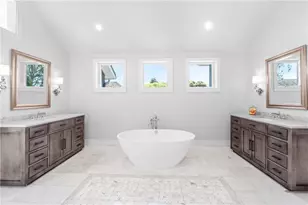 817 Main St, Huntington Beach, CA 92648 - Photo 59