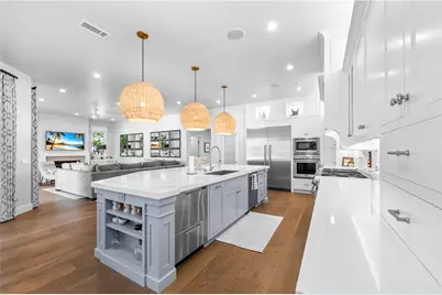 817 Main Street, Huntington Beach, CA 92648 - Photo 17