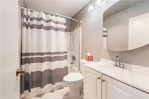 16581 Grunion, Huntington Beach, CA 92649 - Photo 21