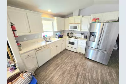 21752 Pacific Coast Hwy #7A, Huntington Beach, CA 92646 - Photo 5