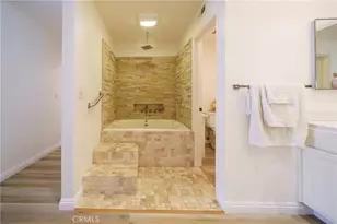 201 E Ponderosa, Anaheim, CA 92802 - Photo 25