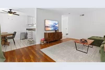 700 W La Veta #M3, Orange, CA 92868 - Photo 5