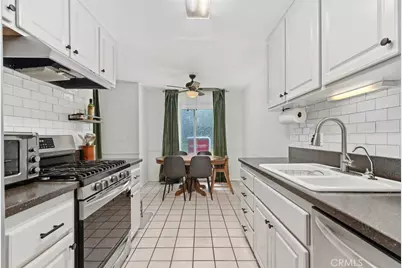700 W La Veta #M3, Orange, CA 92868 - Photo 9