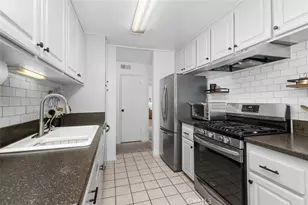 700 W La Veta, Orange, CA 92868 - Photo 11