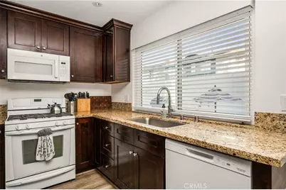 19752 Bromley Lane #9, Huntington Beach, CA 92646 - Photo 9
