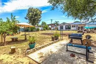 33538 Colorado St, Yucaipa, CA 92399 - Photo 31