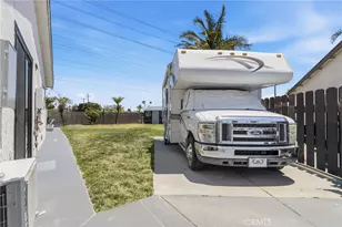 16842 Lucia Ln, Huntington Beach, CA 92647 - Photo 47