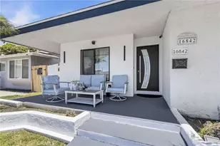 16842 Lucia Ln, Huntington Beach, CA 92647 - Photo 5