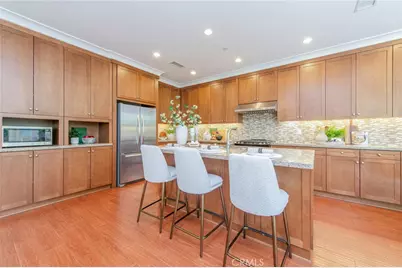 117 Gemstone, Irvine, CA 92620 - Photo 5