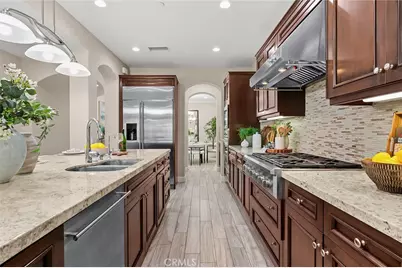 121 Catalonia, Irvine, CA 92618 - Photo 7