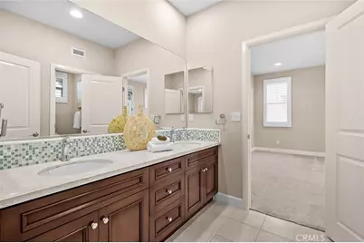 121 Catalonia, Irvine, CA 92618 - Photo 27