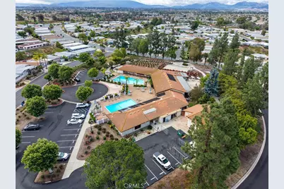 38200 Via Del Largo, Murrieta, CA 92563 - Photo 27