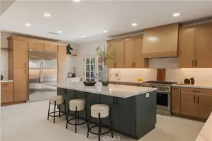 17182 Hillside Cir, Huntington Beach, CA 92649 - Photo 3