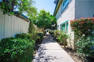 1152 N West, Anaheim, CA 92801 - Photo 37