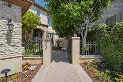 3352 Bounty, Huntington Beach, CA 92649 - Photo 9