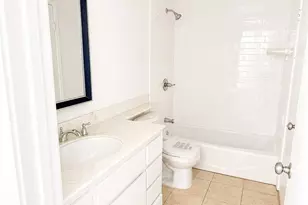 961 W Lamark, Anaheim, CA 92802 - Photo 7