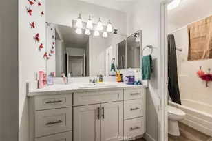 801 S Lyon, Santa Ana, CA 92705 - Photo 9