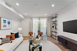 118 N Kings Rd, Los Angeles, CA 90048 - Photo 11