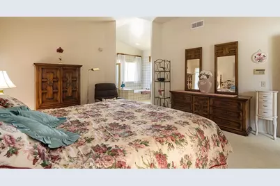 5461 E Estate Ridge, Anaheim, CA 92807 - Photo 17