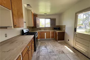 1115 Fonthill, Torrance, CA 90503 - Photo 3