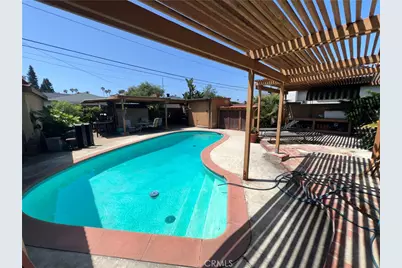 1115 Fonthill, Torrance, CA 90503 - Photo 17