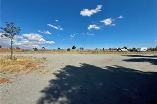 2775 Duncan Rd, Phelan, CA 92371 - Photo 23