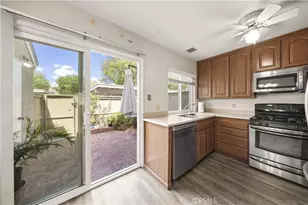52 Greenbough, Irvine, CA 92614 - Photo 21