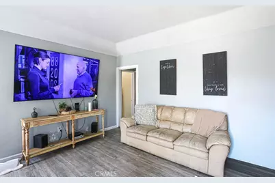 10223 S Grevillea, Inglewood, CA 90304 - Photo 9