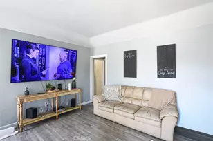 10223 S Grevillea, Inglewood, CA 90304 - Photo 9