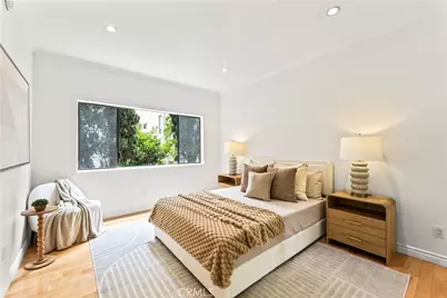 11928 Kiowa #105, Los Angeles, CA 90049 - Photo 17
