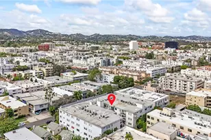 11928 Kiowa, Los Angeles, CA 90049 - Photo 31