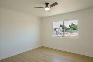 21865 Fox, Apple Valley, CA 92307 - Photo 9