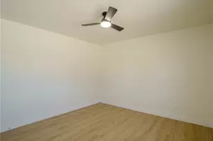 21865 Fox, Apple Valley, CA 92307 - Photo 11
