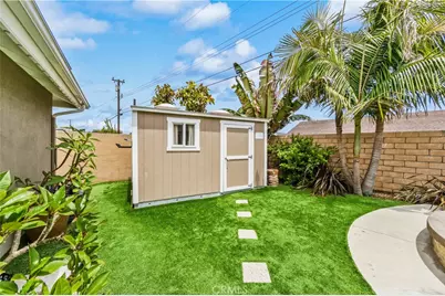 17792 Lewis Lane, Huntington Beach, CA 92647 - Photo 39