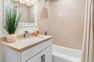17792 Lewis Ln, Huntington Beach, CA 92647 - Photo 17