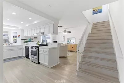 19116 Queensport Lane #E, Huntington Beach, CA 92646 - Photo 9