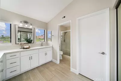 27612 Carballo, Mission Viejo, CA 92692 - Photo 17