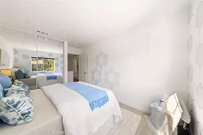 2 Tradition Pl, Irvine, CA 92602 - Photo 31