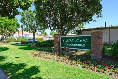 661 W 6th #B, Tustin, CA 92780 - Photo 33